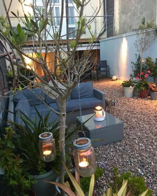 Flat 1 Flint House Tenby - 2 Bedroom - Garden - Dog Friendly Exterior photo