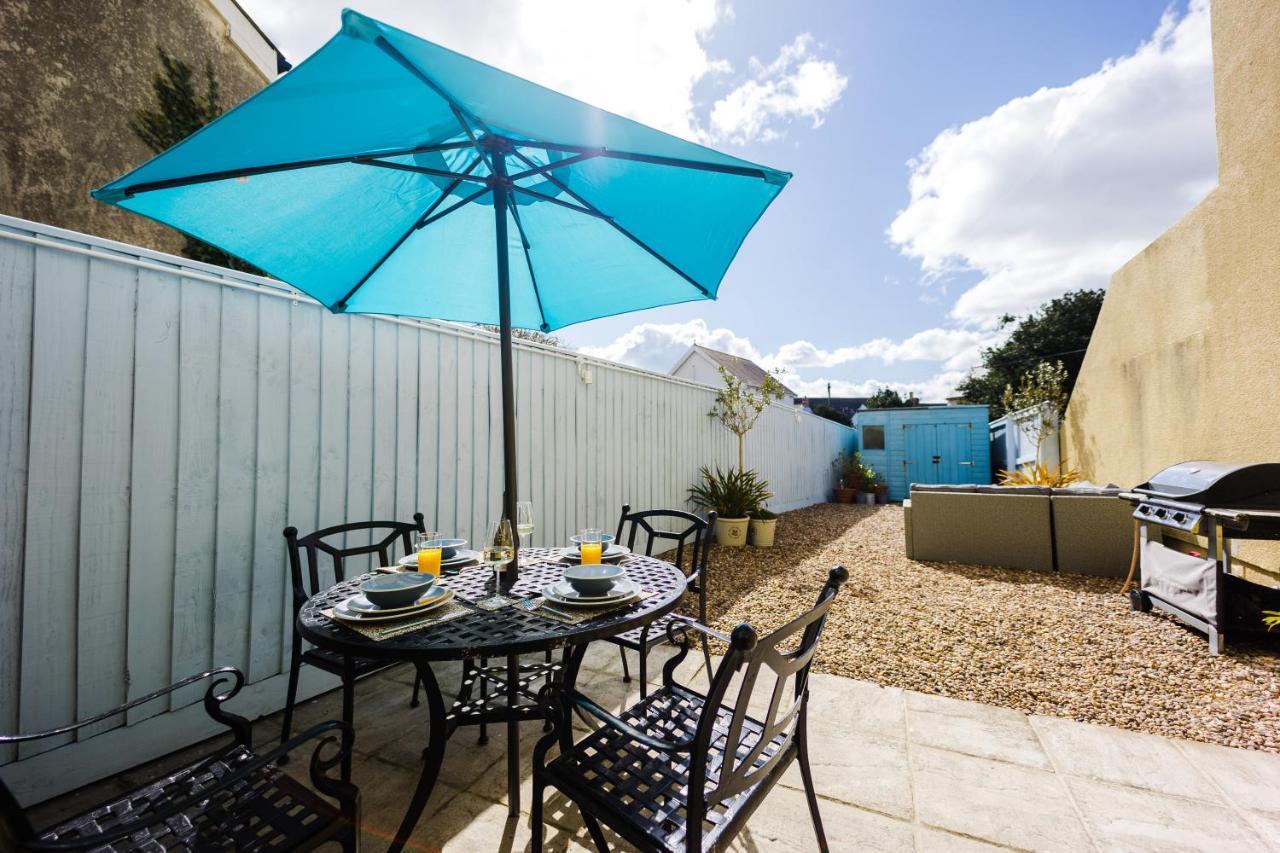 Flat 1 Flint House Tenby - 2 Bedroom - Garden - Dog Friendly Exterior photo